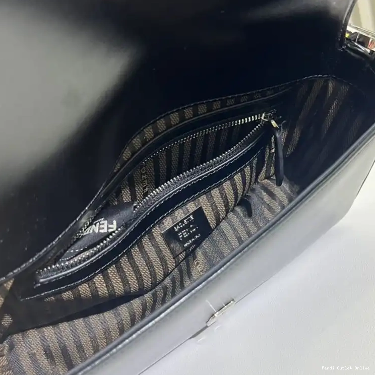 Affordable Bag In Medium Leather Baguette Fendi Tiffany Black Smooth 0603